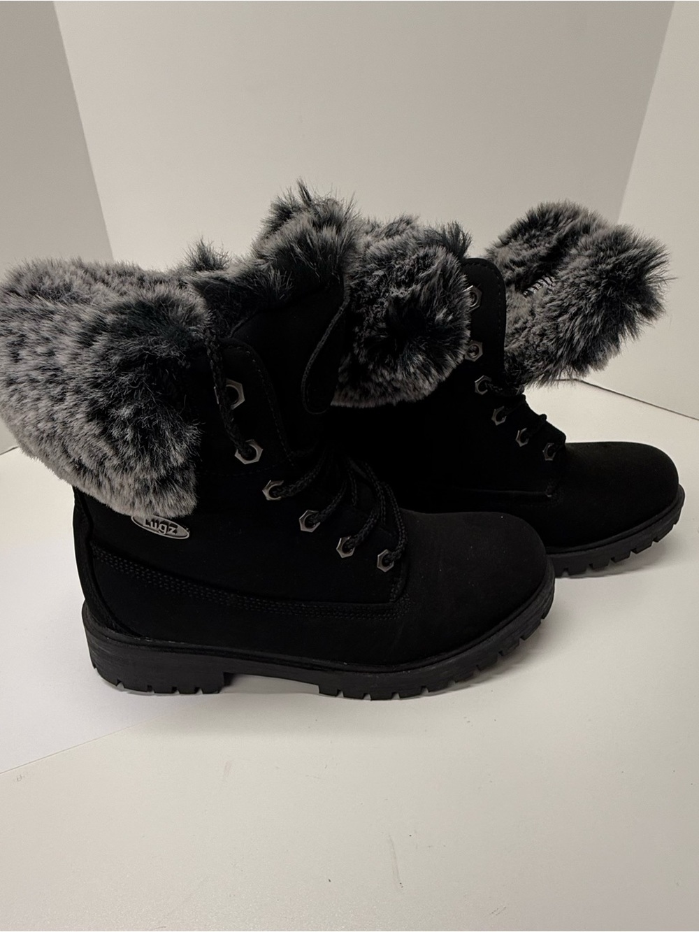 Lugz Faux-Fur Trim Black Winter Boots for Women - Picture 3 of 6